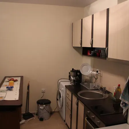 In Forest Glade Apartment